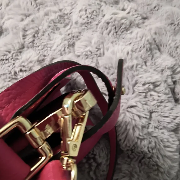 Toro Firenze Italian Genuine Leather Pink Bag - Picture 16 of 16